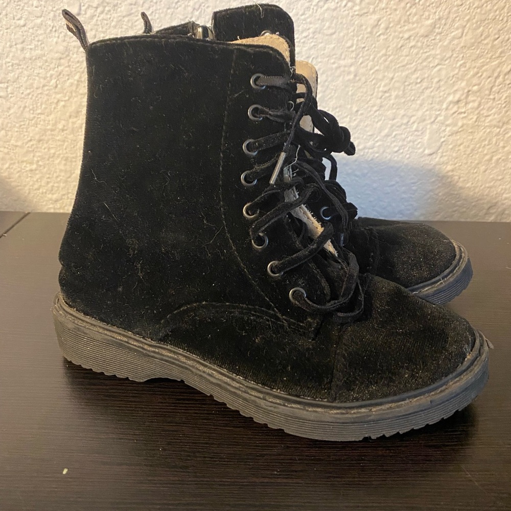 Black Spellbound Soles Velvet Combat Boots - kids 11